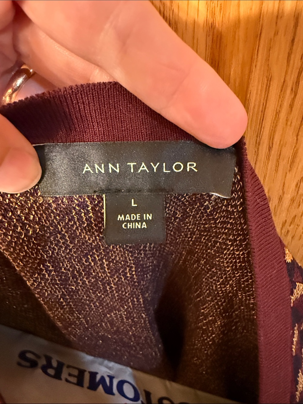 Ann Taylor Burgundy and Tan/Gold Patterned Open Cardigan - Picture 5 of 6